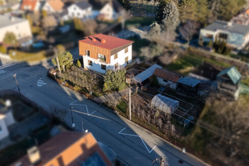 dji_fly_20241228_141038_0627_1735391791444_photo