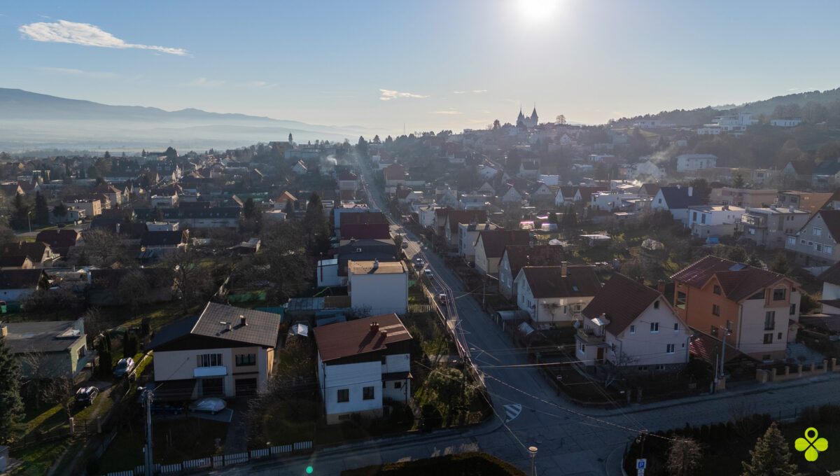 dji_fly_20241228_141122_0630_1735391789229_photo