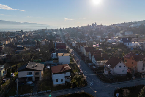 dji_fly_20241228_141122_0630_1735391789229_photo