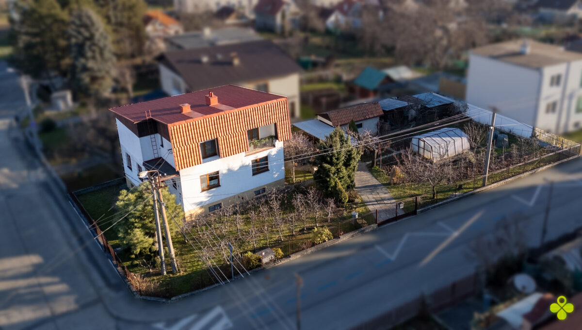 dji_fly_20241228_141208_0635_1735391785907_photo