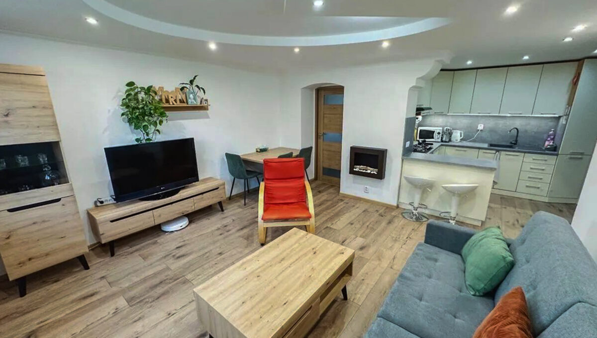 PHOTO-2025-09-15-15-49-17 (1)