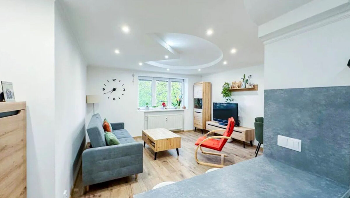 PHOTO-2025-09-15-15-49-18