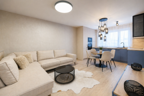 65fbe673-e911-48a3-8823-f600b9db9bfb